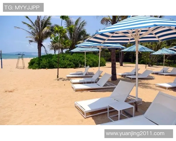 温泉度假风情与泳装完美结合，畅享浪漫时光的最佳选择